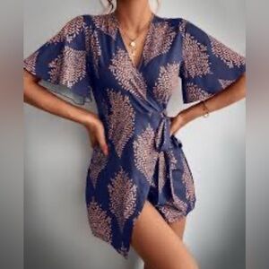 Cupshe Navy Patterned Romper Small